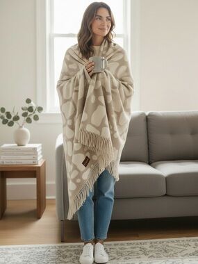 Roberto Cavalli Home Jerapah-Beige Blanket Wool Luxury Bedding Throw